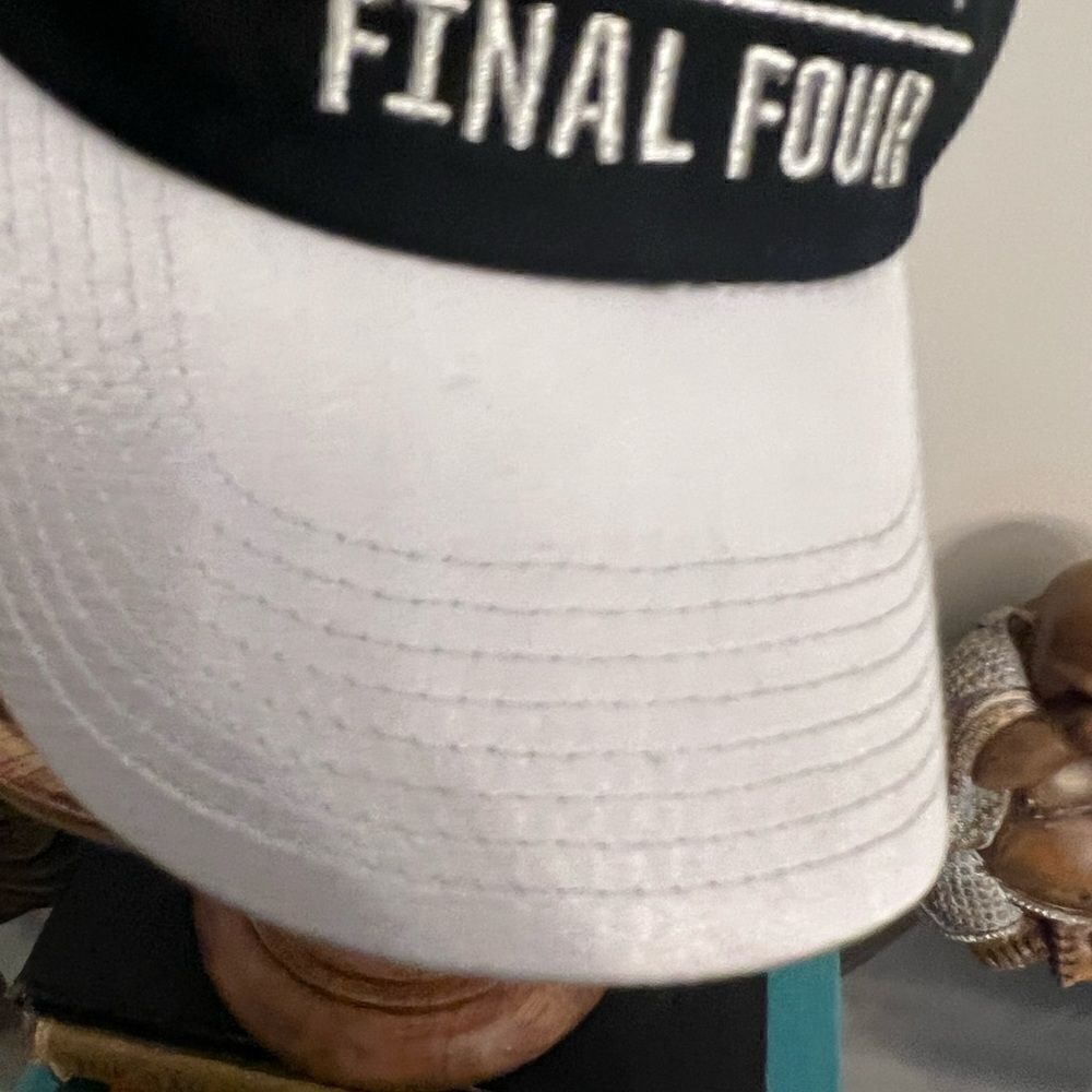 Men’s Nike 2017 NC NCAA Men’s Basketball Final Four National Champions SnapBack - Picture 5 of 8